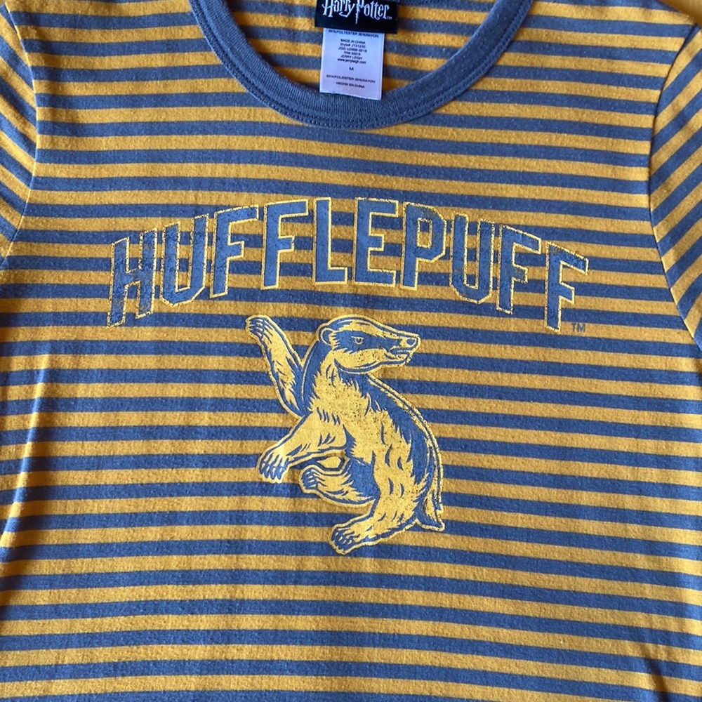 Hufflepuff tee
